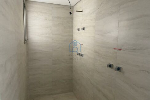 FI5763015