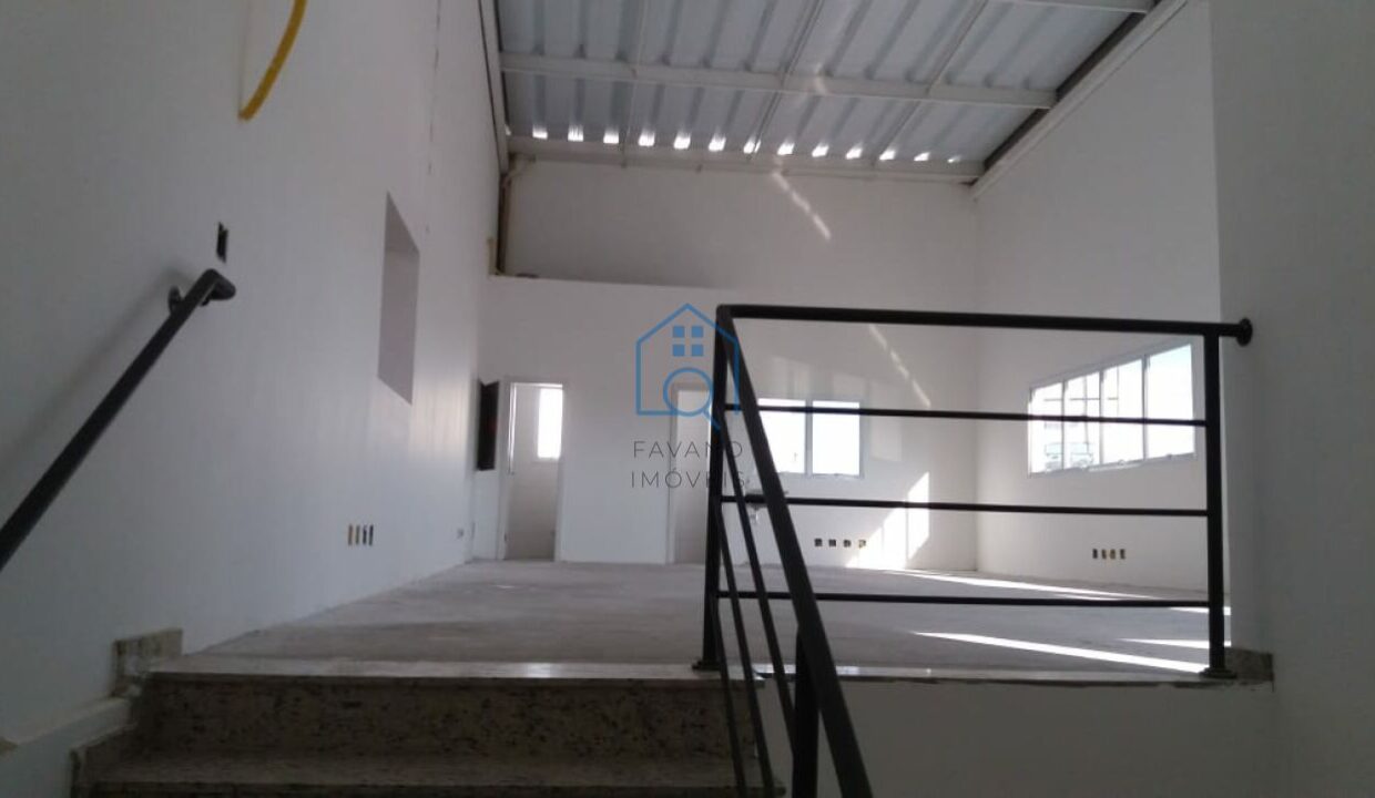 FI8695003-1