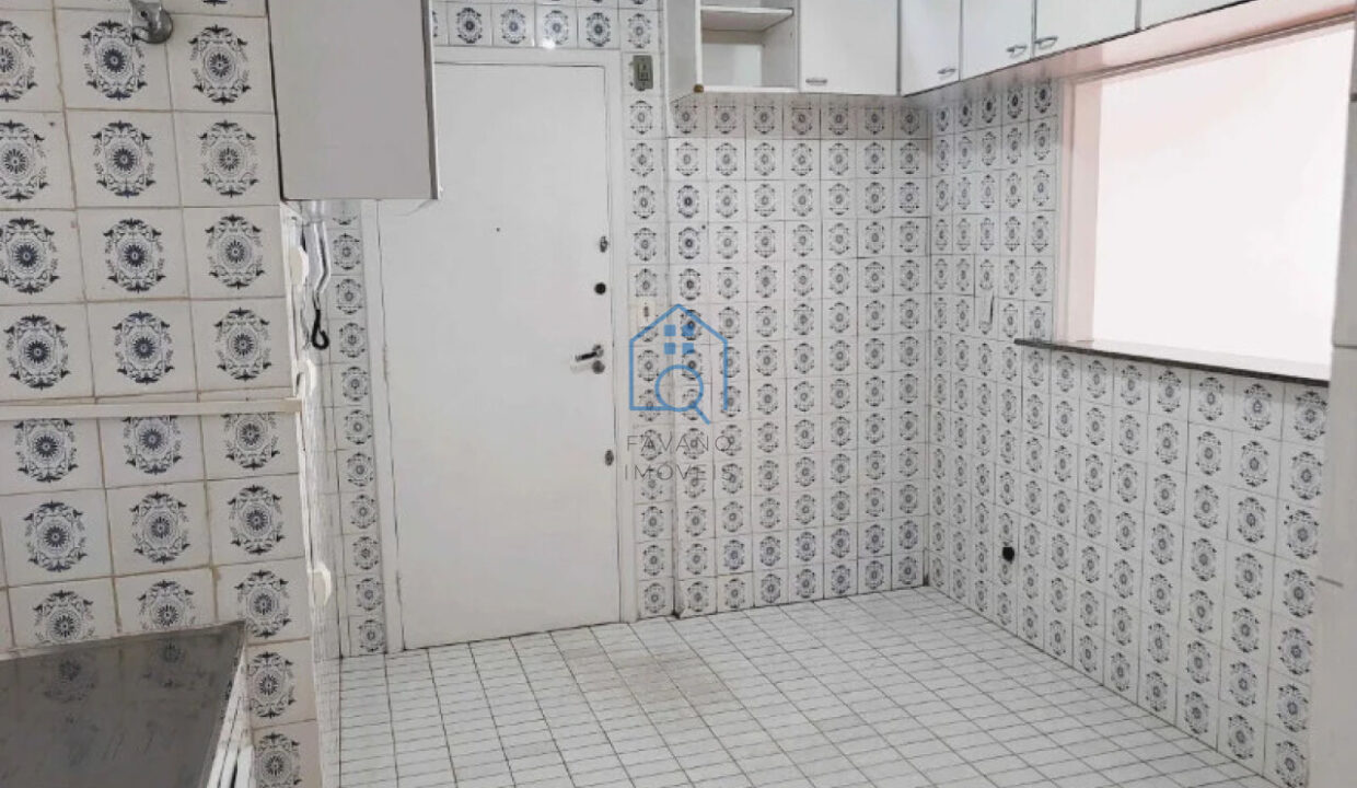 FI8809023