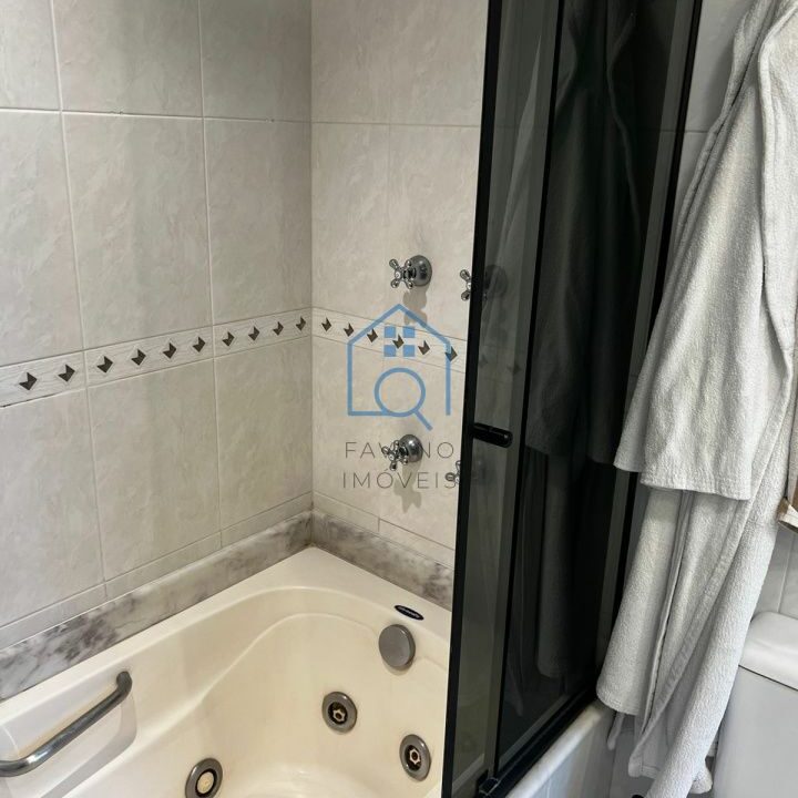 FI8776013