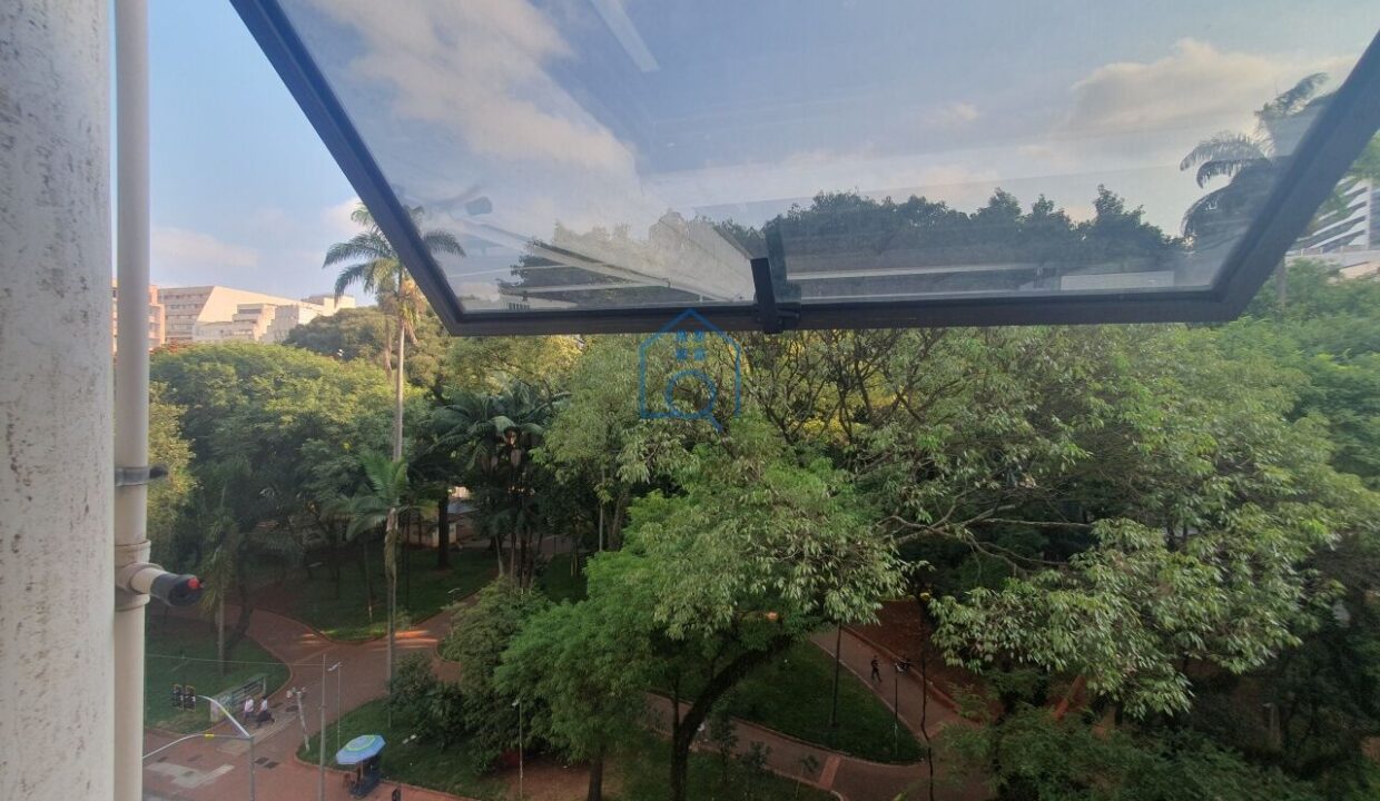 FI8929013
