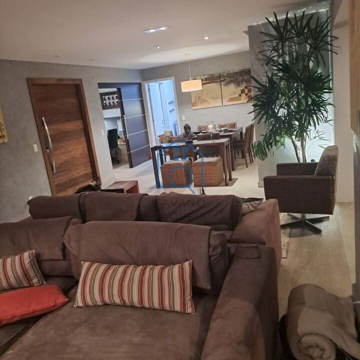 FI8939023