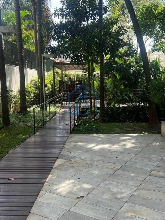 FI8951018