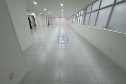 FI8959004