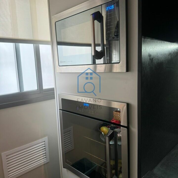 FI8962023